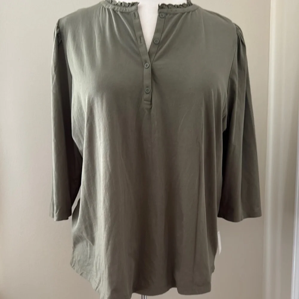 Talbots Ruffle Henley - Picture 1 of 7